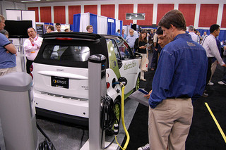 Acceptance of Plug In Electronic Vehicles Slow for Fleet Operators